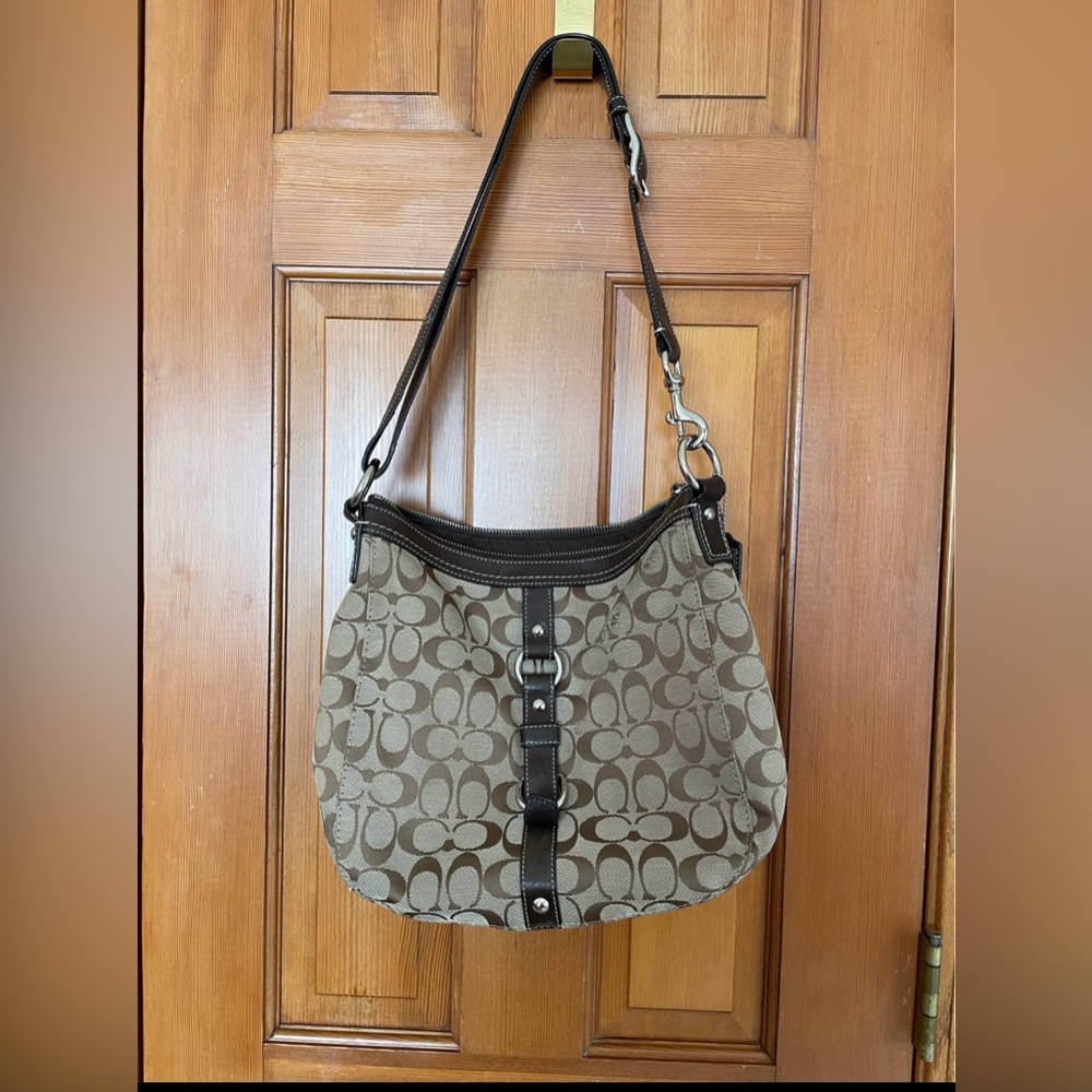 SOLD - COACH Chelsea Signature Duffle Shoulder Bag F14446